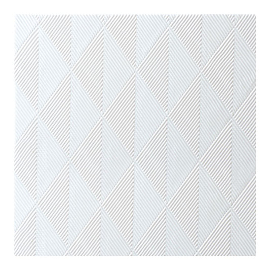 Eine Nahaufnahme eines geometrischen Musters mit weißen und hellgrauen Dreiecken, jeweils mit diagonalen Linien, erzeugt einen strukturierten Look - ideal für elegante Papierservietten wie die Duni Elegance-Servietten Crystal 48 x 48 cm von Duni GmbH.