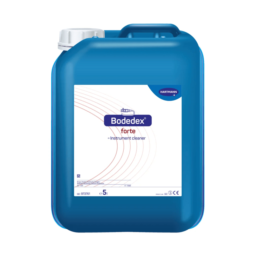 Um recipiente de plástico azul com a inscrição “Hartmann Bodedex® forte Limpador de Instrumentos” da Paul Hartmann AG, com marcação de nível e descrições de produto em várias línguas.