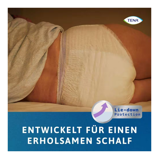 Eine Person, die TENA Protection Pants Normal Inkontinenzpants von TENA - Essity Germany GmbH trägt, liegt auf der Seite im Bett. Das Bild zeigt das TENA-Logo und den deutschen Text: "Entwickelt für einen erholsamen Schlaf", was auf einen erholsamen Schlaf hinweist.