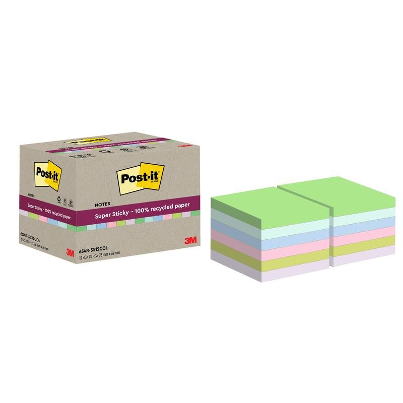 Uma caixa de Post-it® Super Sticky 100% Notas Recicladas (76 mm x 76 mm, 70 folhas/bloco, 100% PEFC) da 3M Deutschland GmbH é mostrada ao lado de blocos verdes, azuis, rosa, amarelos e roxos. A embalagem está com o logotipo da 3M.