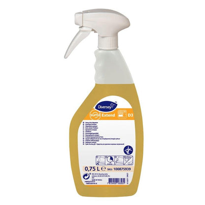 Uma garrafa de spray de 0,75 litros Diversey Suma Extend D3 desengordurante, pronto para uso e seguro para alumínio, da Diversey Deutschland GmbH & Co. OHG contém um líquido amarelo e está equipada com um rótulo com informações do produto, instruções e símbolos de segurança.