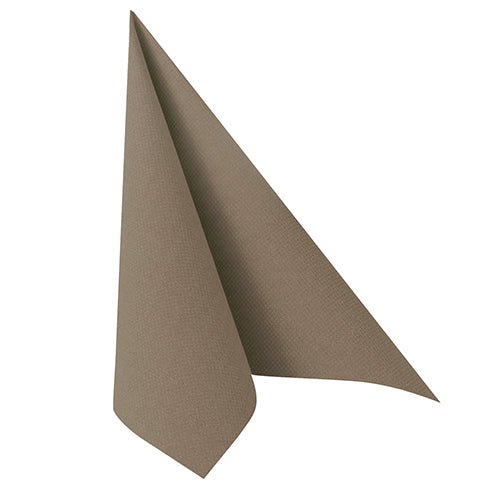 Um único guardanapo cinza PAPSTAR "ROYAL Collection" (40 x 40 cm, 1/4-dobra) da PAPSTAR GmbH está ereto sobre uma superfície plana, dobrado em um triângulo com ponta afiada e textura visível.