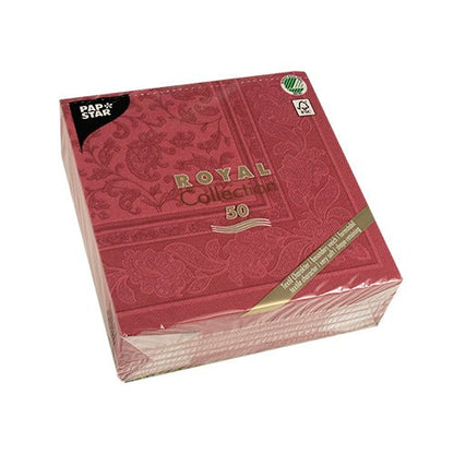 Um pacote de 50 guardanapos bordô, PAPSTAR 50 guardanapos "ROYAL Collection" 1/4-Dobra (40x40 cm) de PAPSTAR GmbH, vem em uma embalagem de plástico transparente com etiquetas frontais e padrões decorativos.