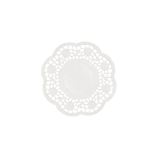 O PAPSTAR conjunto de base para pratos e chávenas redondo (Ø 10 cm, branco, 1000 unidades) da PAPSTAR GmbH com borda ondulada e recorte de renda é ideal para uma decoração de mesa elegante, aqui sobre um fundo branco.