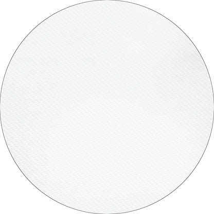 Um objeto circular branco, texturizado, com um padrão subtil de linhas diagonais, que se assemelha à toalha de mesa Starpak, semelhante a tecido Airlaid 20 m x 1,2 m folha (1 rolo) da Starpak, sobre um fundo branco.