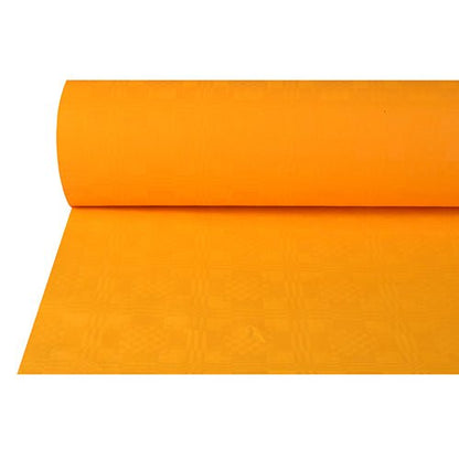 A toalha de papel com relevo adamascado (50 m x 1 m) da PAPSTAR GmbH em laranja brilhante, parcialmente desenrolada sobre um fundo branco, oferece uma superfície lisa com um relevo elegante – ideal para ocasiões festivas.