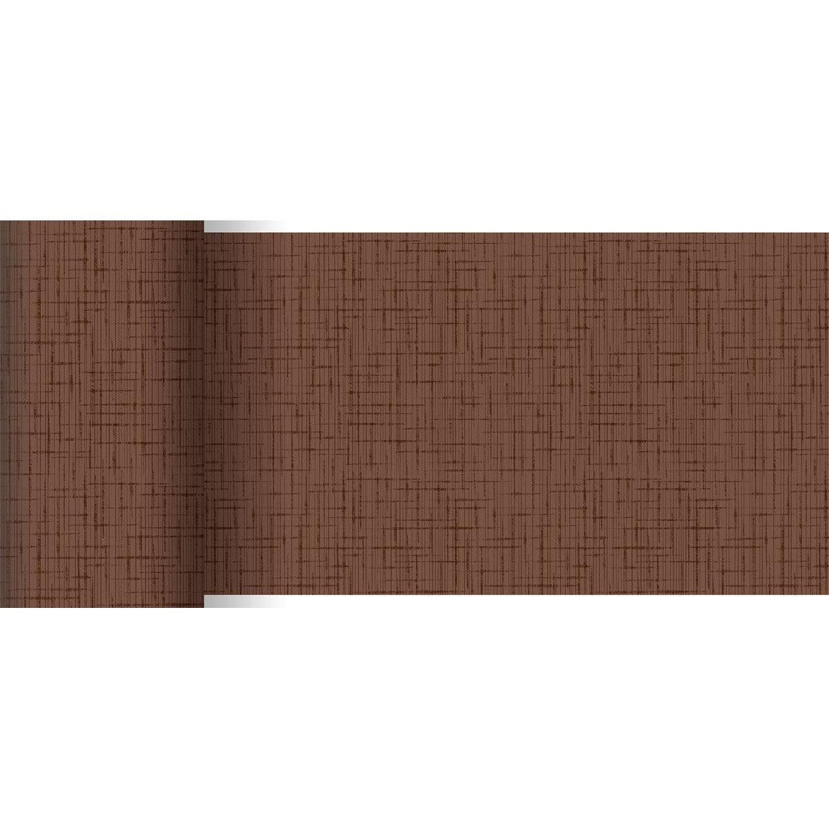 O corredor de mesa Dunicel 20 m x 15 cm da Duni GmbH é um corredor de mesa marrom texturizado com padrão discreto de grade e cruz, parcialmente desenrolado sobre um fundo branco - ideal para uma decoração de mesa elegante.
