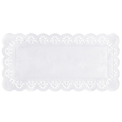 Os papéis rendados PAPSTAR quadrados 34x17 cm em branco da PAPSTAR GmbH têm uma borda ornamentada, semelhante a renda, que é perfeita para decoração elegante. A entrega é feita em um prático saco de plástico com 250 unidades para frescura e conforto.