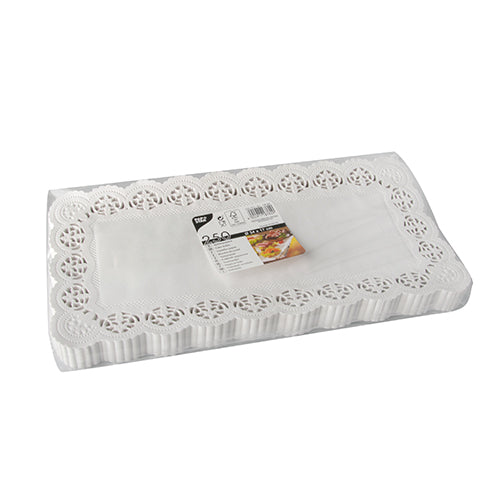 Uma pilha de papéis rendados PAPSTAR quadrados 34x17 cm, branco (250 unidades) para decoração, com borda semelhante a renda e embalados em um saco plástico transparente com a marca PAPSTAR GmbH no rótulo.