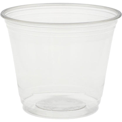 O copo de plástico transparente Crystal da Duni GmbH é um copo claro com borda alargada e ranhuras horizontais para melhor aderência, mostrado vazio sobre um fundo branco simples. Seu design sofisticado confere-lhe a aparência de vidraria elegante e, ao mesmo tempo, é durável.