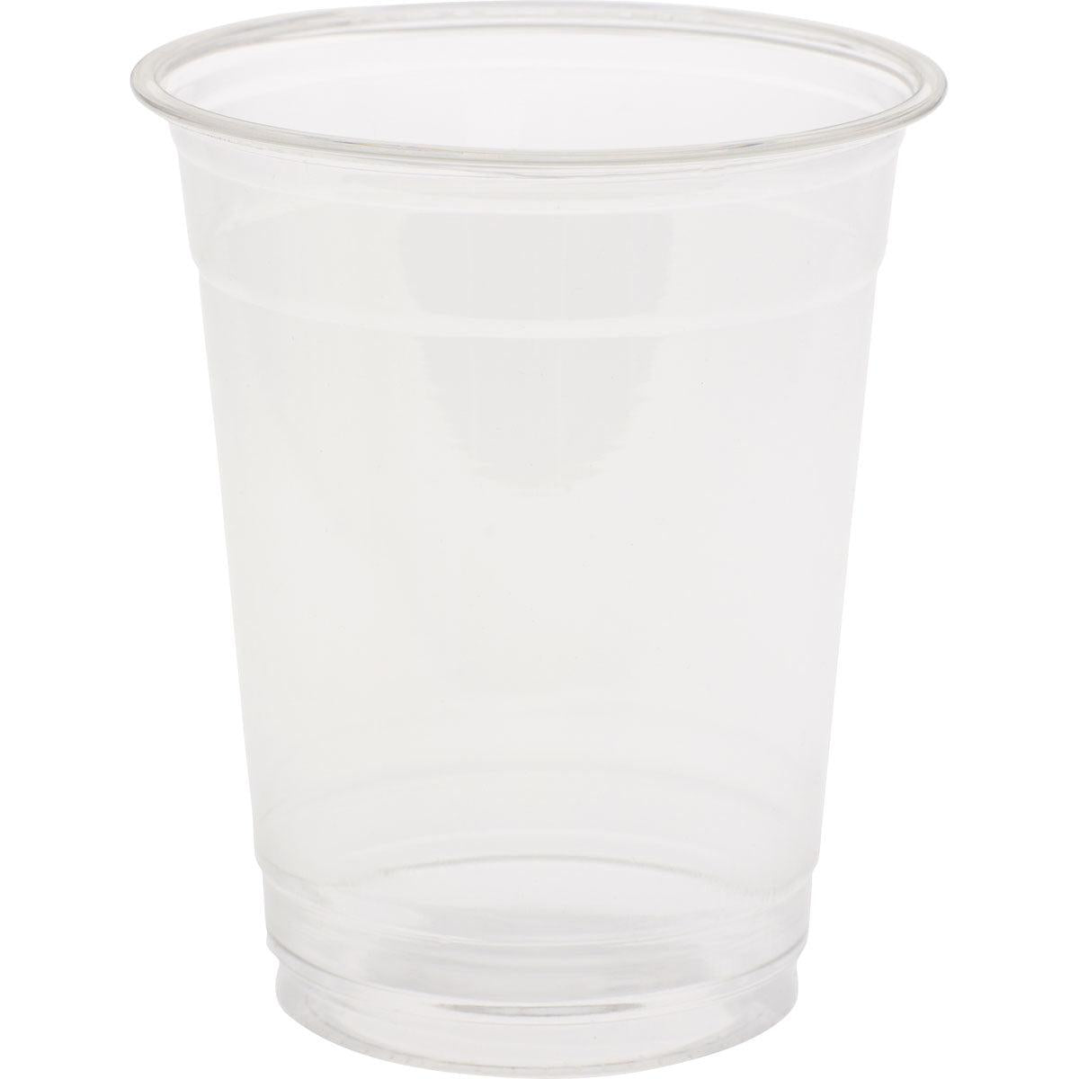 Um copo claro e transparente da Duni GmbH com aparência elegante de vidro está em pé sobre um fundo branco simples, cujo bordo e fundo visíveis revelam materiais de alta qualidade.
