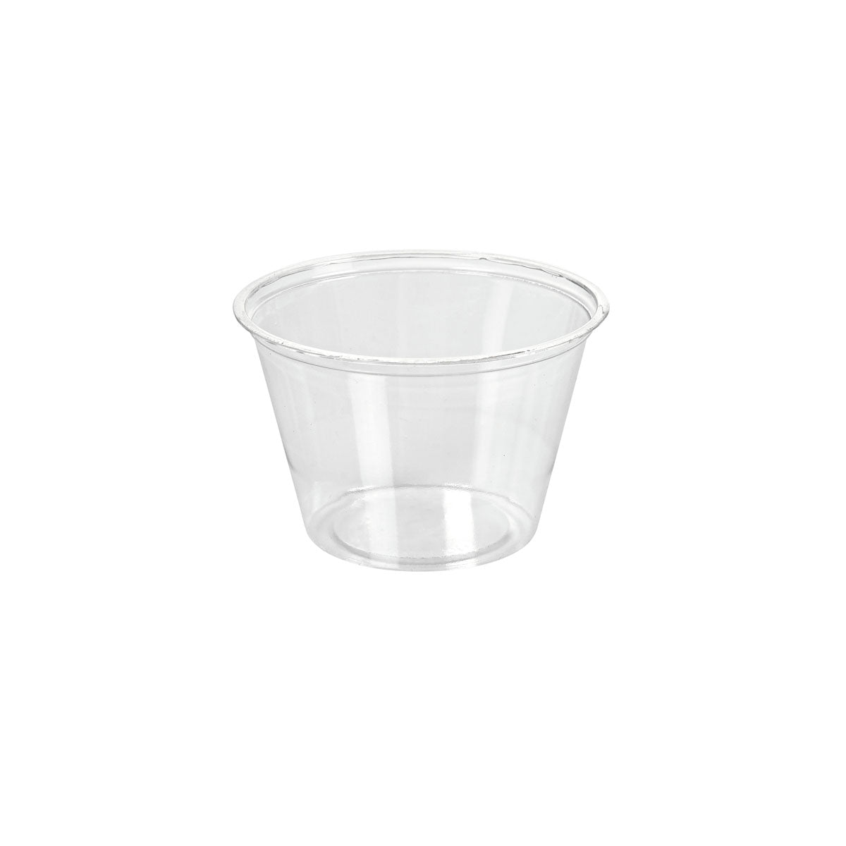 Um copo de molho rPET transparente de 120 ml da Duni GmbH (74x74x47 mm) com uma abertura larga e lados ligeiramente afunilados é mostrado sobre um fundo branco sólido. Vendido em embalagens de 200 unidades.