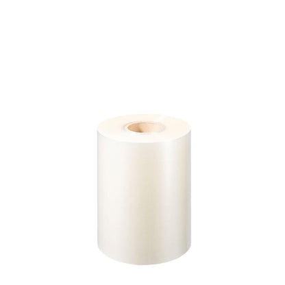 Um grande rolo Duni GmbH Bio Film Transparente Celulose | Embalagem (1 peça) com um núcleo de papelão está de pé sobre um fundo branco.