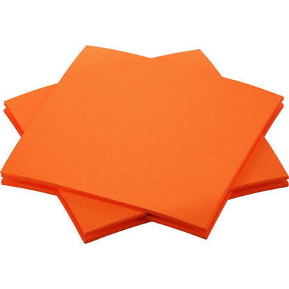 Uma pilha de guardanapos Dunisoft laranja vivo 20 x 20 cm da Duni GmbH está disposta num padrão sobreposto em fundo branco, trazendo elegância estilosa a qualquer mesa posta.