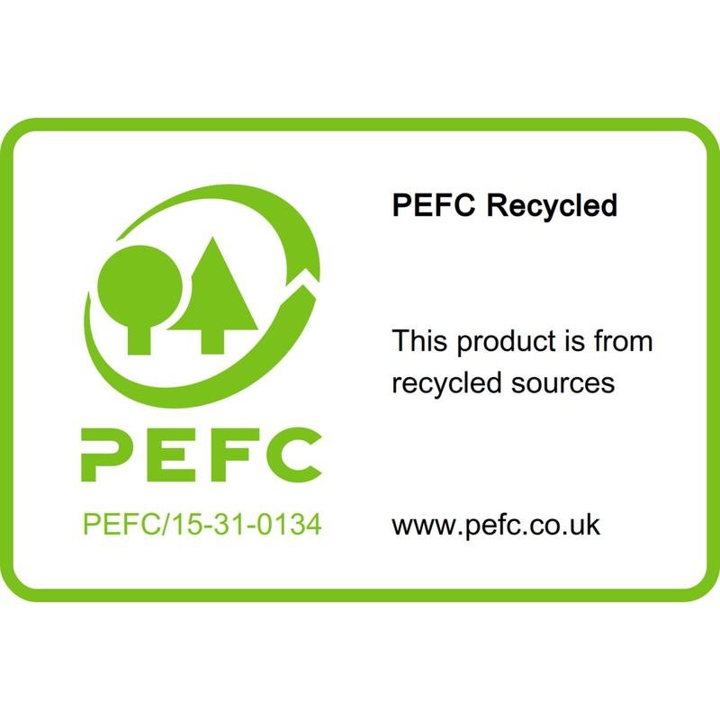 O rótulo reciclado PEFC nas Post-it® Recycling Notes (38 mm x 51 mm, 100 folhas/bloco, 100% PEFC) da 3M Deutschland GmbH indica fontes recicladas e mostra o logotipo, o número de certificação e www.pefc.co.uk em verde e preto sobre branco.