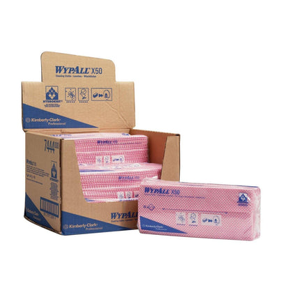 Uma caixa de exibição de panos de limpeza WypAll® X50 - Interfold (41,80 cm x 24,70 cm) da Kimberly-Clark GmbH com marca e ícones visíveis mostra várias embalagens retiradas - ideal para tarefas de limpeza industriais ou diárias.