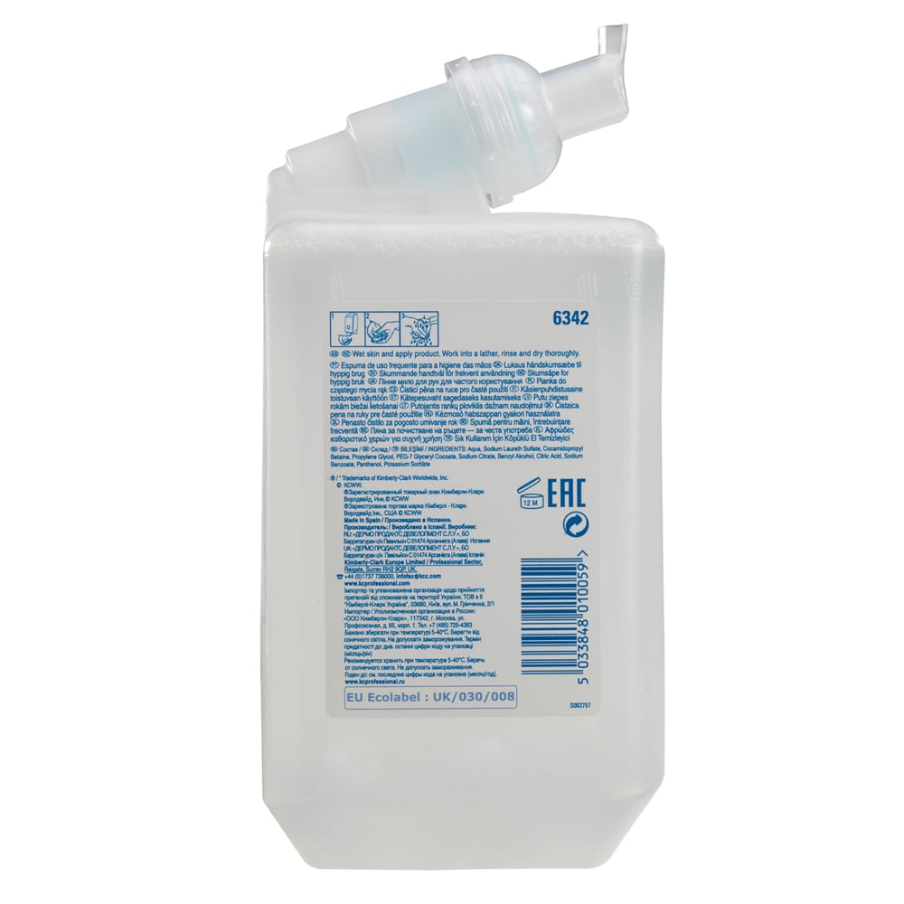 O espuma de limpeza para mãos Scott® Control™ da Kimberly-Clark GmbH (cassete de 1L, transparente) mostra rótulo branco/azul com instruções, ícones, código de barras e certificados. Ideal para uso frequente; com tampa de bico e função de suporte. 6 cartuchos/caixa.