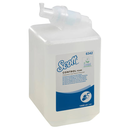 A cassete de 1 litro de espuma de limpeza para mãos Scott® Control™ da Kimberly-Clark GmbH é para uso frequente, vem no dispensador transparente com rótulo azul e branco e Ecolabel; a caixa contém 6 cassetes.