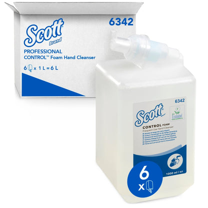 Uma cassete de 1L de espuma de limpeza para mãos Scott® Control™ da Kimberly-Clark GmbH está em frente à embalagem, onde se vê o nome do produto, logotipo, código 6342 e um símbolo para 6 cartuchos por caixa - ideal para uso frequente.