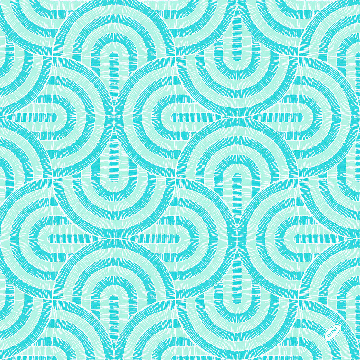 Ein nahtloses geometrisches Muster aus sich überschneidenden tealfarbenen und weißen Halbkreisen mit feinen Ausstrahlungslinien, ideal für Dunisoft-Serv. 40x40cm Servietten von Duni GmbH.