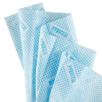 Vários panos de limpeza WypAll® X50 azul e branco - Interfold (41,80 cm x 24,70 cm) da Kimberly-Clark GmbH com textura de escamas de peixe e impressão azul "WYPALL" são apresentados em leque.