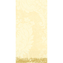 Die Zellt.-Serv.40x40 3lg 1/8 Royal creme Papierservietten von Duni GmbH zeichnen sich durch ein hellgelbes, florales Damastmuster mit goldenen Details, großen Blättern und Blüten und einer strukturierten, eleganten Oberfläche aus. Die Packung enthält 250 Servietten.