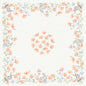 Esta toalha de mesa branca Bio-Dunicel-Mitteld.84x84 Bunny Bloom da Duni GmbH apresenta flores aquarelas laranja e azul, folhas verdes e coelhos cinzentos nos cantos com uma coroa de flores no centro. Contém 20 guardanapos por pacote.