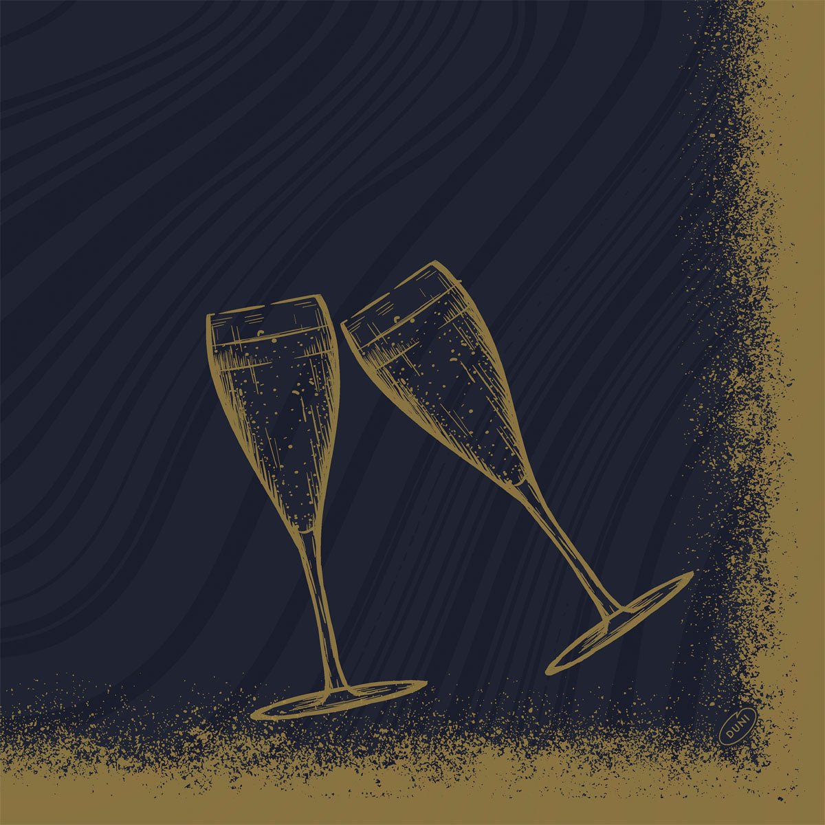 Dois copos de champanhe ilustrados em dourado tilintam diante de um fundo texturizado azul-escuro-dourado e combinam perfeitamente com os guardanapos Bio-Dunisoft 40x40cm da Duni GmbH para suas celebrações conscientes do meio ambiente.