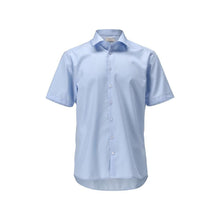 Camisa, mangas curtas, corte moderno
