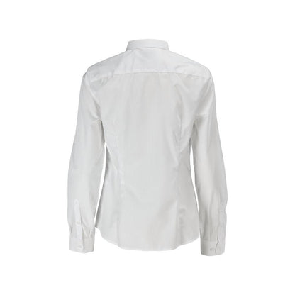 Camisa, blusa feminina clássica com ajuste feminino