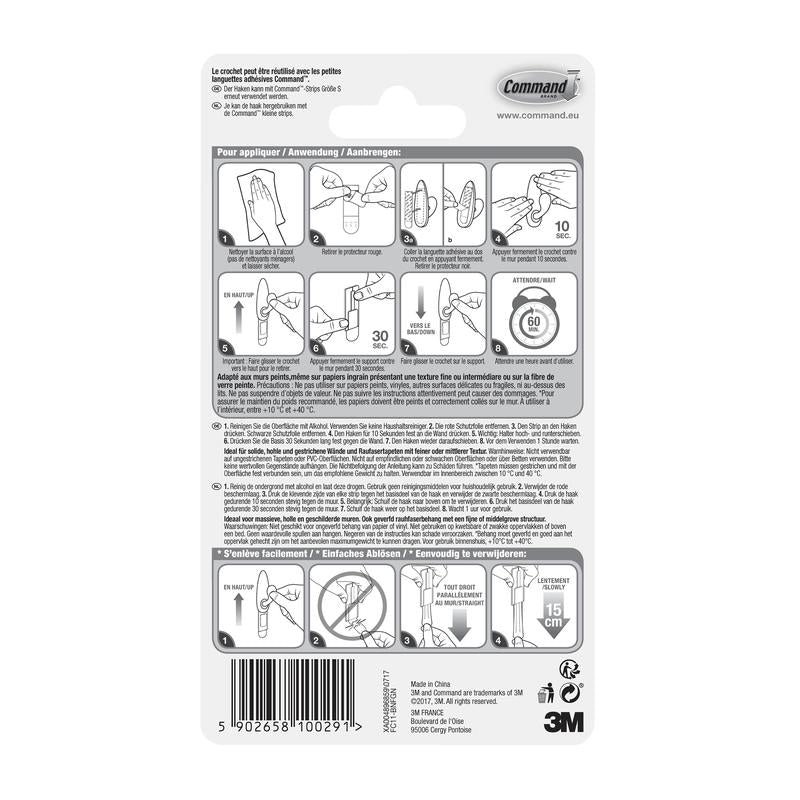 Na parte traseira da embalagem dos ganchos de metal Command™ "clássico" da 3M Deutschland GmbH, há instruções ilustradas passo a passo para aplicação e remoção, dicas multilingues e avisos de segurança, bem como um código de barras e logotipos na parte inferior.