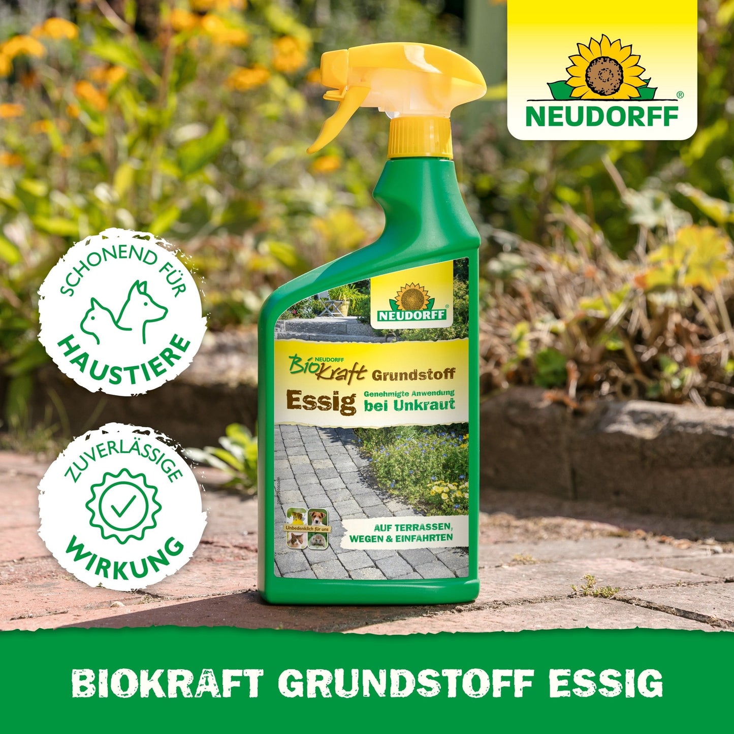 Uma garrafa de spray com Neudorff BioKraft Grundstoff Essig da loja Neudorff está em um caminho de jardim, cercada por grama e flores. O rótulo destaca a segurança para animais de estimação e a remoção eficaz de ervas daninhas para terraços limpos.