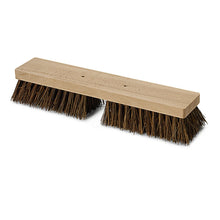 A escova de telhado Nölle Profi Brush de 40 cm possui cerdas de bassina rígidas para uma limpeza eficaz do telhado. Esta escova retangular da Nölle Profi Brush Bürsten- & Pinseltechnik e.K. é ideal para trabalhos de esfregação.