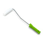 A Nölle Profi Brush Rolo de Pintura 10 cm, Fino, Rolo Completo 40 cm da Nölle Profi Brush Bürsten- & Pinseltechnik e.K. é um pequeno rolo de pintura com cabeça de espuma branca, estrutura de metal e cabo de plástico verde, ilustrado sobre fundo branco.