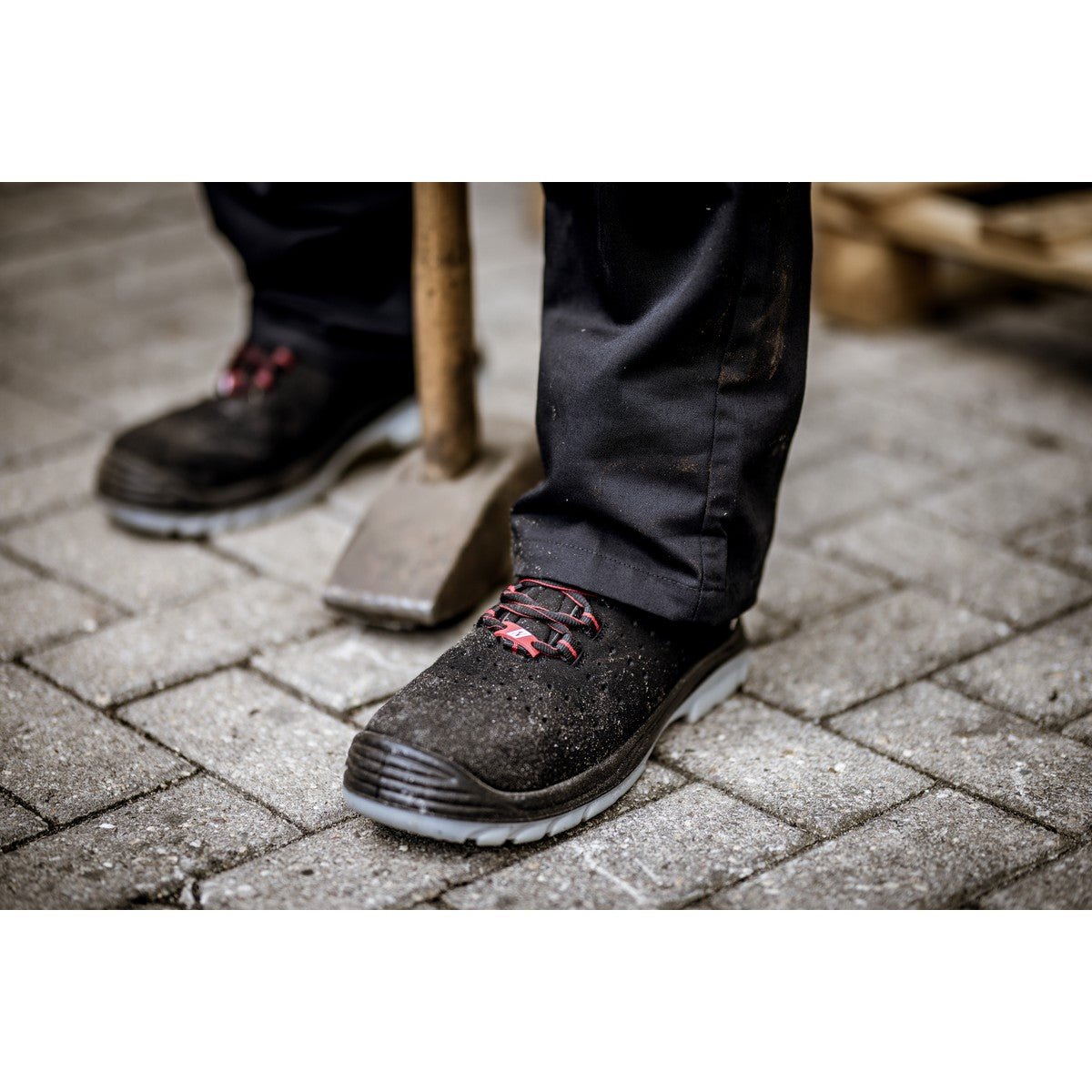 NITRAS MICRO STEP MID, botas de segurança S1 P, altura média, pretas
