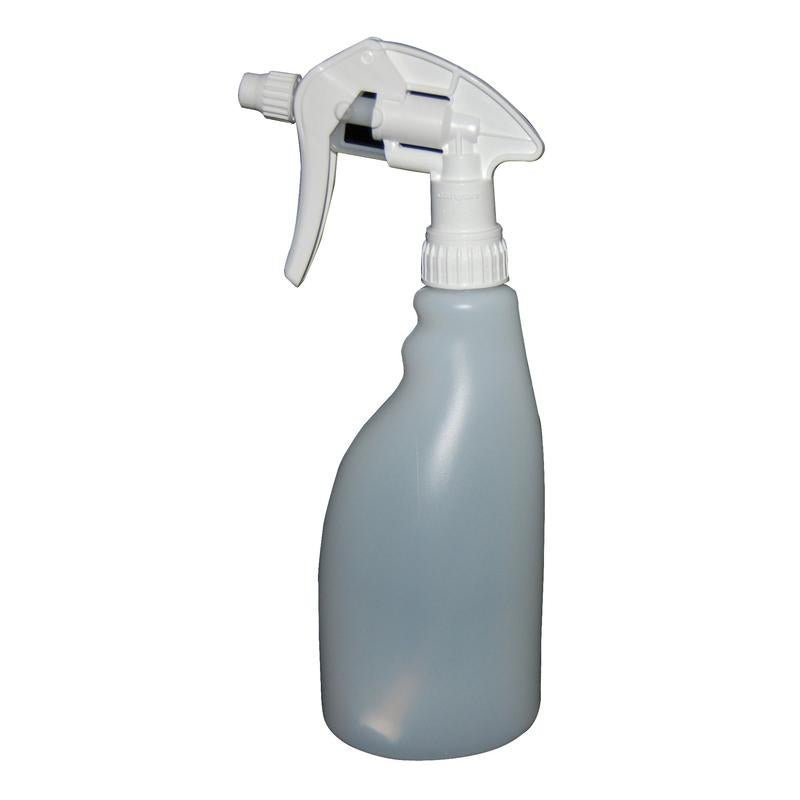 A garrafa de spray neutra de 0,5 l da Diversey Deutschland GmbH & Co. OHG é uma garrafa de spray de plástico transparente com um bico de spray branco, mostrada em pé e vazia sobre um fundo branco simples. Esta embalagem contém 1 garrafa de spray sem impressão.