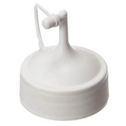 Der Deckel, abgewinkelt von Diversey Deutschland GmbH & Co. OHG ist ein weißer Deckel für 0,5 L Gebrauchsflaschen, der mit einem Ausguss zum Hochziehen, einem Staubschutz und einem strukturierten Griff für die einfache Flüssigkeitsabgabe unterwegs ausgestattet ist. Verpackung: 1 Stück.