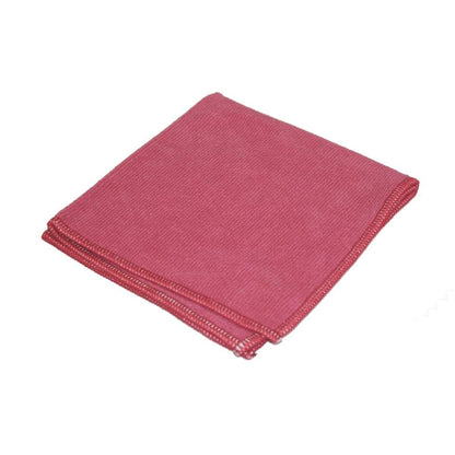 Um pano de limpeza vermelho TASKI Jonmaster Ultra Cloth XL 40 x 40 cm da Diversey Deutschland GmbH & Co. OHG está dobrado ordenadamente sobre um fundo branco, destacando o design resistente de microfibra com suas bordas overlock visíveis.
