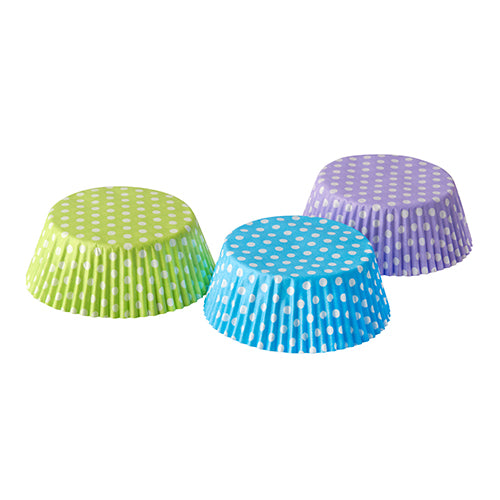 Três conjuntos de PAPSTAR 60 formas de cupcake Ø 5 cm · 2,5 cm da PAPSTAR GmbH com design de pontos verdes, azuis e lilás estão dispostos lado a lado sobre um fundo branco – ideal para muffins ou cupcakes em qualquer festa.