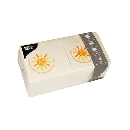 Uma embalagem com 200 lenços de alta qualidade, de 3 camadas PAPSTAR Toalhas de mesa (dobra em 1/4, 24x24 cm) da PAPSTAR GmbH com um logótipo amarelo representando um sol e a marca. A embalagem apresenta símbolos que indicam a forma de dobrar os guardanapos e as indicações de tamanho.