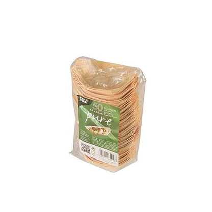 Um pacote com 50 bandejas de madeira "pure" para finger food da PAPSTAR GmbH em embalagem de plástico transparente, feito de madeira natural, com um rótulo verde na frente com detalhes do produto.