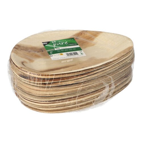 Uma pilha de pratos descartáveis ovais, biodegradáveis PAPSTAR 25 Prato folha de palma "pure" da PAPSTAR GmbH, embalados em plástico transparente com um rótulo de produto verde e branco no topo.