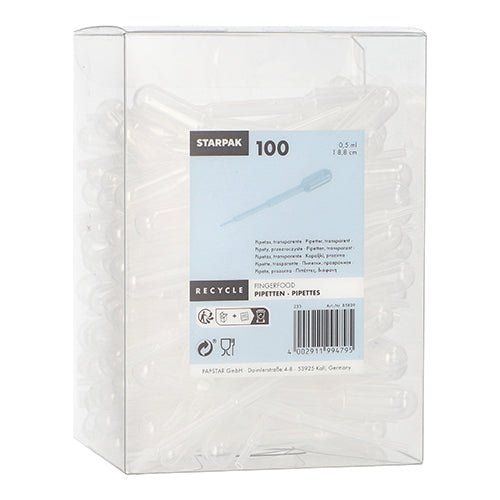 Uma caixa de plástico transparente com a inscrição "Starpak 100 Pipetten, PE transparente" da Starpak contém 100 pipetas de polietileno transparente. O rótulo na frente mostra detalhes do produto, códigos de barras, bem como símbolos de reciclagem e instruções de uso.
