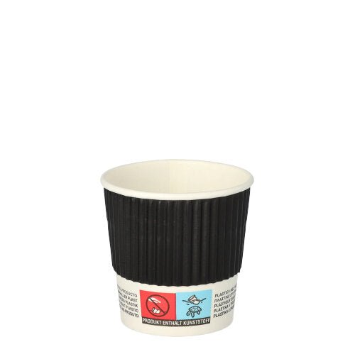 Um copo Starpak 25 individual, Pappe "To Go" Ripple Wall descartável com capa de papelão ondulado preto e fundo branco com avisos e símbolos está vazio e é retratado contra um fundo branco simples.