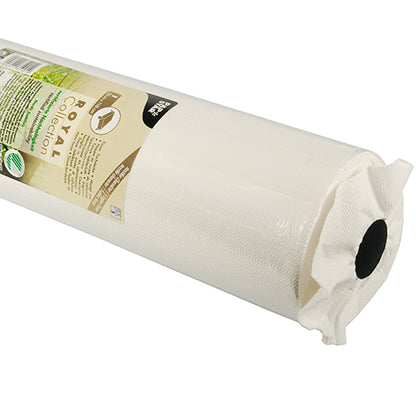 Uma visão de perto da toalha de mesa PAPSTAR ROYAL Collection, branca (25 m x 1,18 m), da PAPSTAR GmbH mostra uma toalha de mesa branca enrolada com superfície texturizada e etiqueta bege em fundo branco.