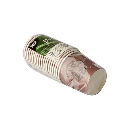 Uma pilha de copos de papel PAPSTAR roxos "Pure Joy" (20 unidades, Ø 6 cm) da PAPSTAR GmbH, embalados em filme retrátil com etiqueta verde e branca. Os copos de papel roxos estão cuidadosamente encaixados uns nos outros.
