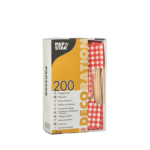 Uma caixa com 200 PAPSTAR 8 cm Deko-Pickers da PAPSTAR GmbH com bandeirinhas xadrez vermelhas e brancas para catering ou finger food é entregue numa caixa com a inscrição "DECORATION" e janela frontal para melhor visibilidade.