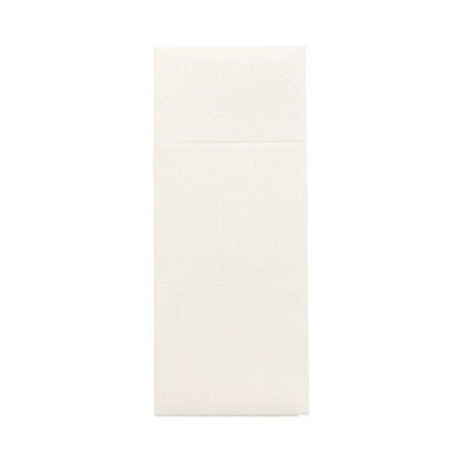 A imagem mostra um envelope retangular, creme dos porta-talheres Starpak 100 feito de material Airlaid resistente (40 x 33 cm) com dobra para talheres – ideal para uso na gastronomia devido à sua aparência elegante.