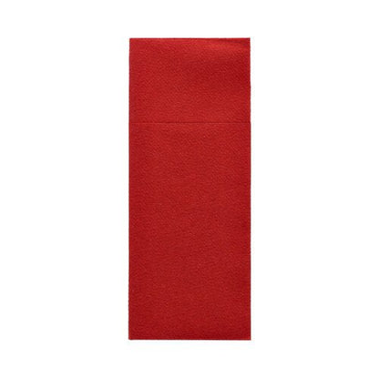 Retratado está um envelope de porta-talheres Starpak 100 Airlaid (40 x 33 cm, com dobra para talheres) em uma forma retangular vermelha simples sobre um fundo branco. A aba não é visível.