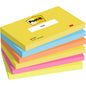 Uma pilha de seis Post-it® Notes retangulares, Coleção Energetic (76 mm x 127 mm, 100 folhas/bloco), da 3M Deutschland GmbH. Contém várias cores e mostra o logotipo Post-it e o logotipo 3M no bloco superior. 100% certificado PEFC.